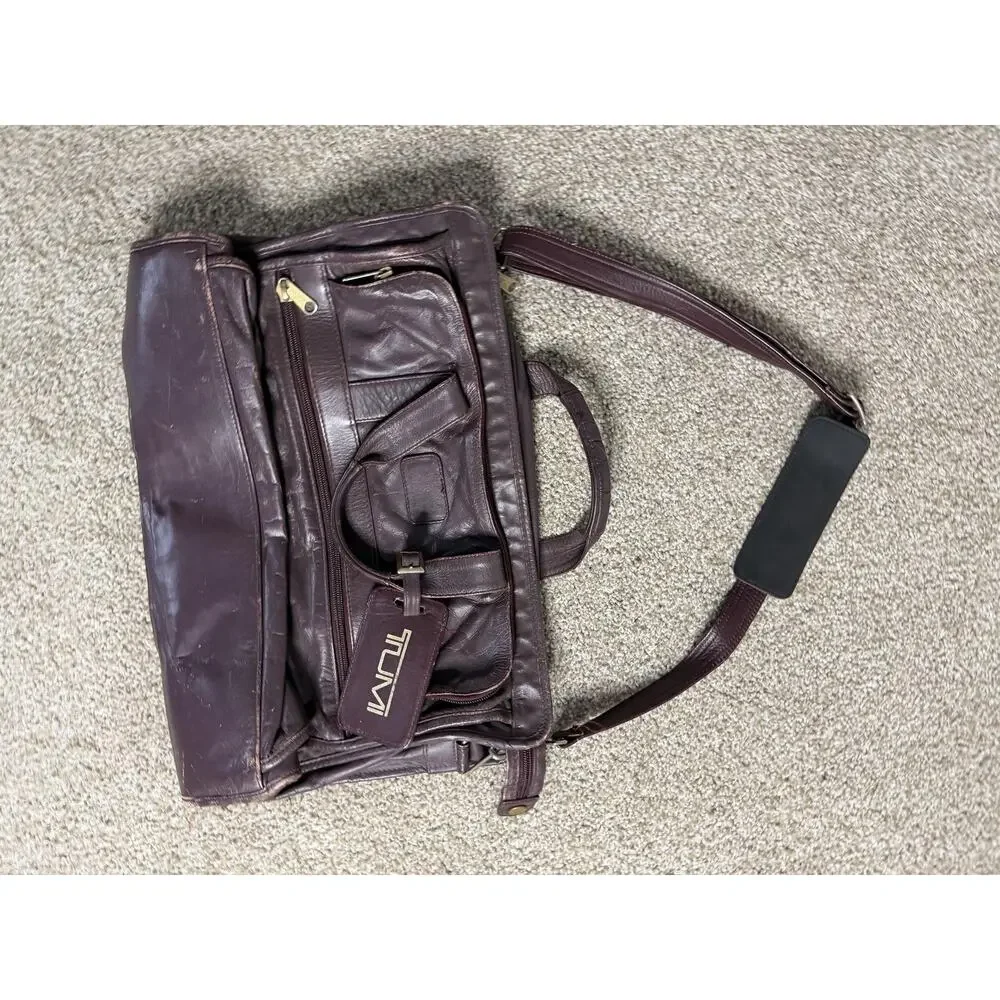 VTG Tumi Brown 18